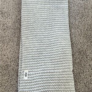UGG Light Gray Knit Infinity Scarf